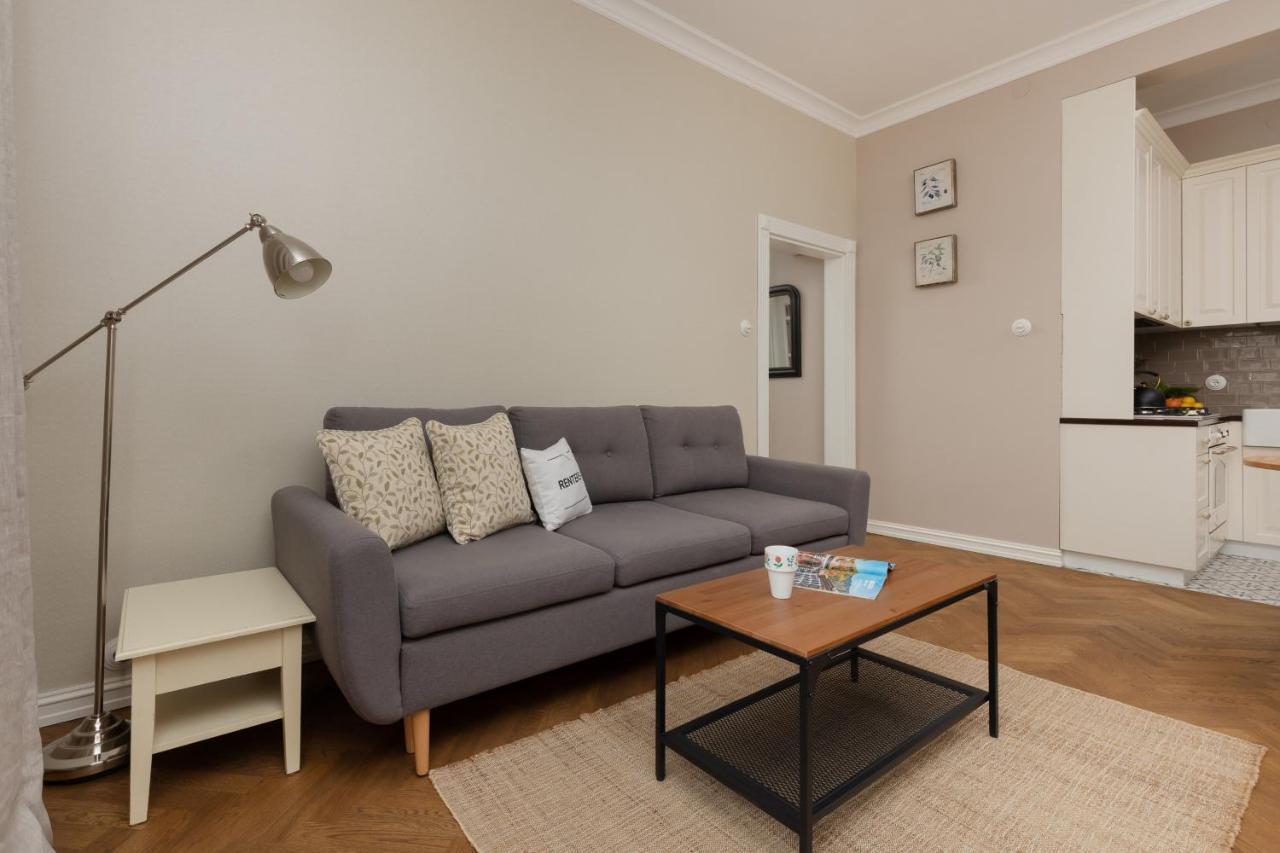Metro Rondo Onz Apartment By Noclegi Renters وارسو المظهر الخارجي الصورة
